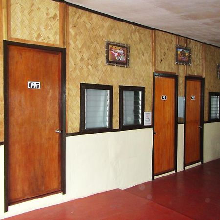 Coron Guapos Guesthouse Bagian luar foto