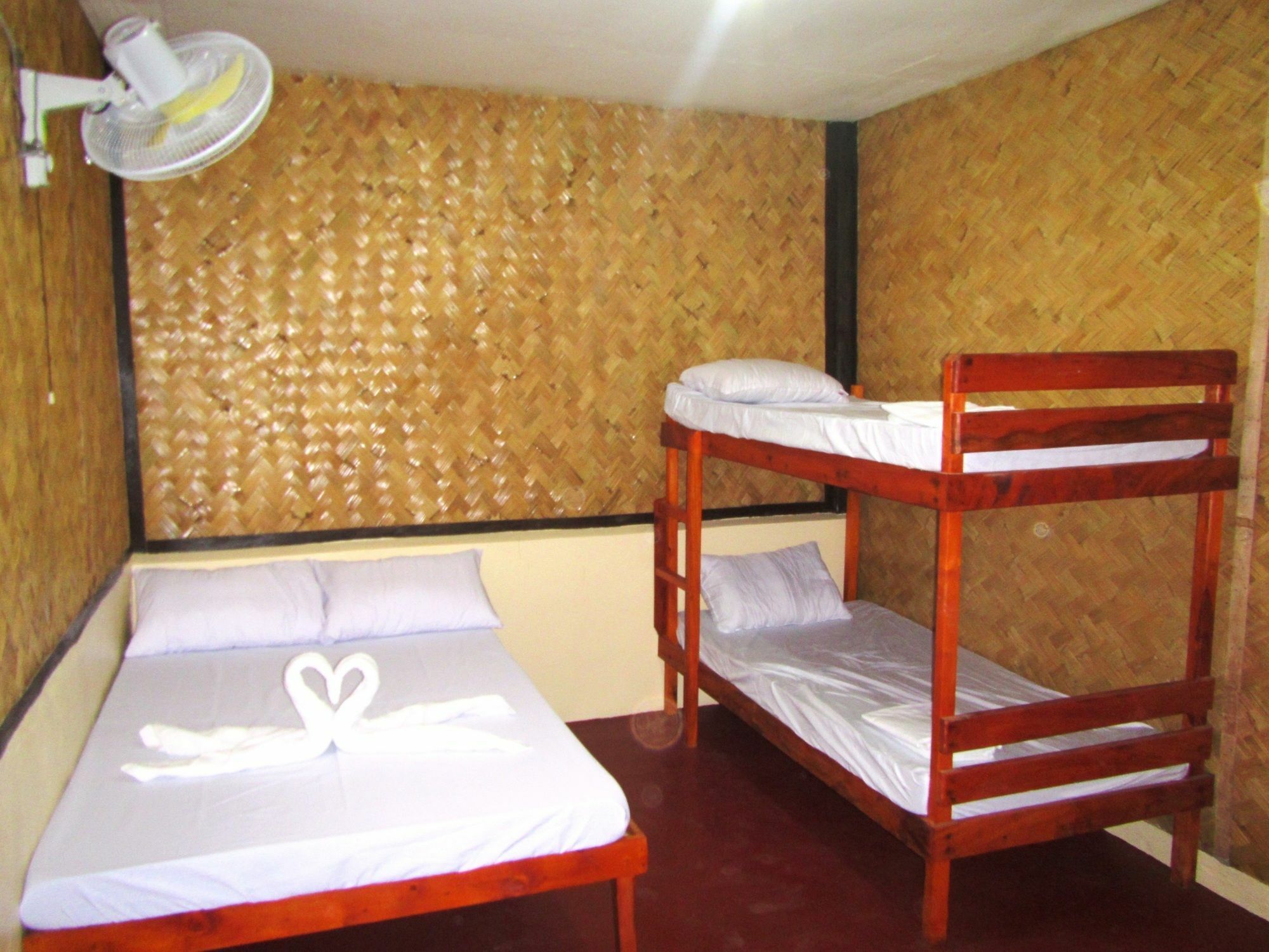 Coron Guapos Guesthouse Bagian luar foto